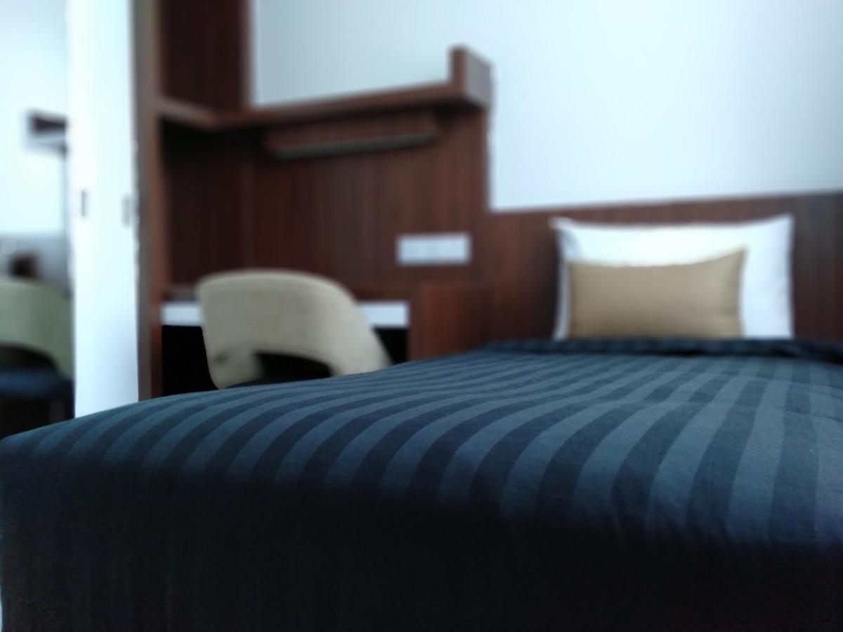 Utm Hotel & Residence Kuala Lumpur Bagian luar foto